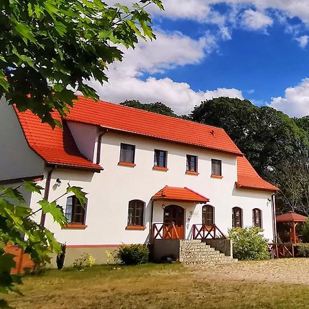 Gospodarstwo Nad Jeziorem Zalom (Czlopa) Exterior foto