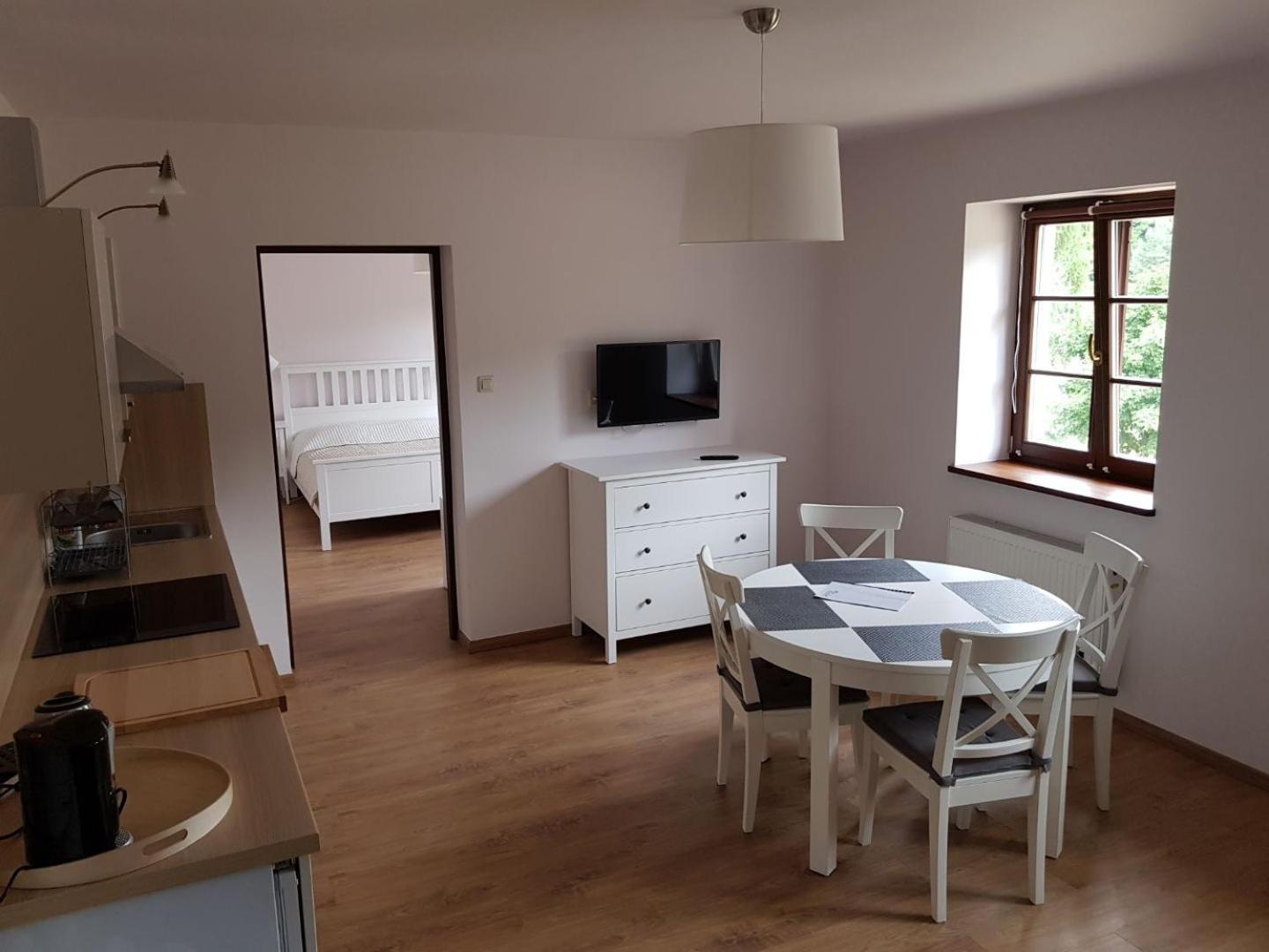 Gospodarstwo Nad Jeziorem Zalom (Czlopa) Exterior foto