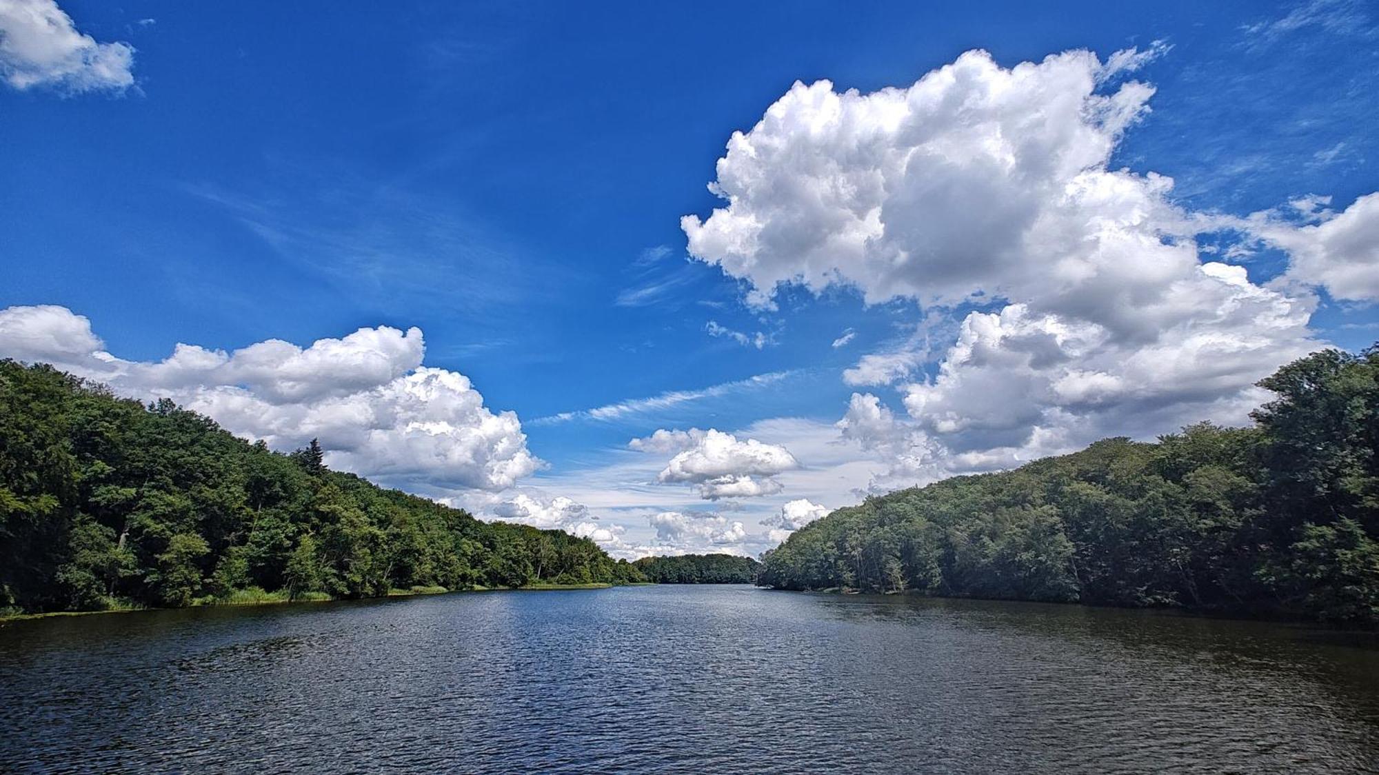 Gospodarstwo Nad Jeziorem Zalom (Czlopa) Exterior foto